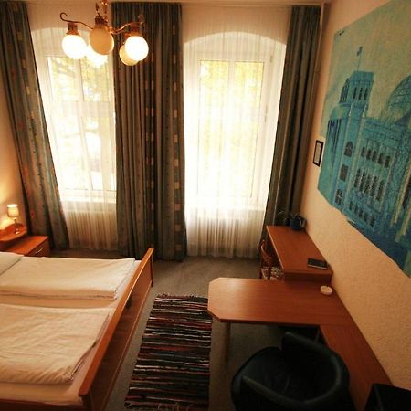 Hotel - Pension Am Schloss Bellevue Berlin Oda fotoğraf