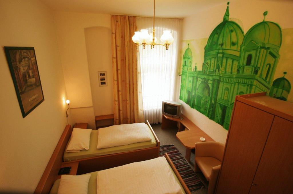 Hotel - Pension Am Schloss Bellevue Berlin Oda fotoğraf