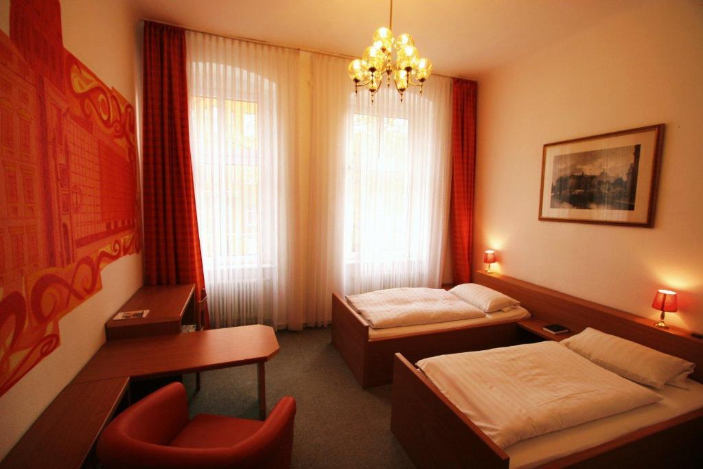 Hotel - Pension Am Schloss Bellevue Berlin Oda fotoğraf